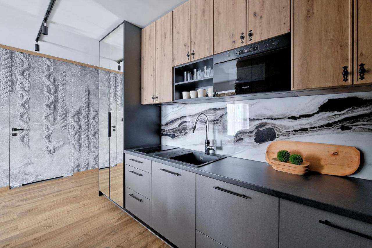 Male Zywczanskie Odkryj Apartment *